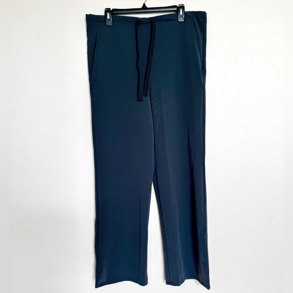NWOT AVE womens dark charcoal scrub set - Picture 6 of 8